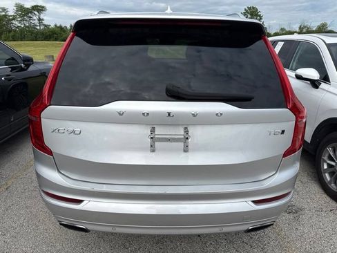 Used 2020 Volvo XC90 T5 Momentum AWD/4WD image 4