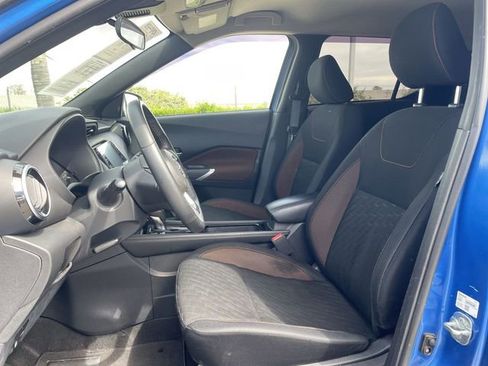 Used 2023 Nissan Kicks SR FWD image 18