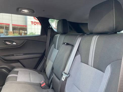 Used 2025 Chevrolet Blazer LT image 11