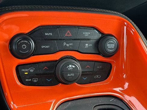 Used 2018 Dodge Challenger SXT Plus image 17