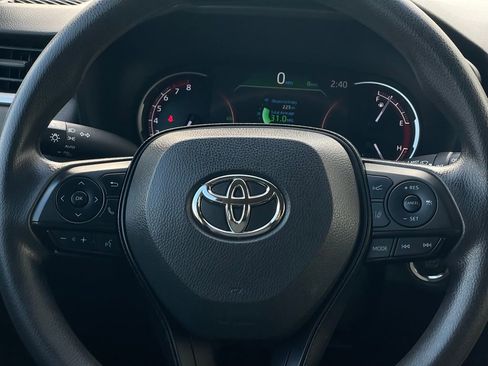 Used 2024 Toyota RAV4 XLE image 12