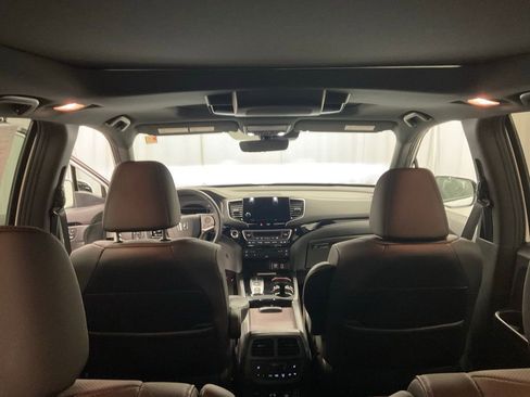 Used 2021 Honda Pilot Black Edition image 31