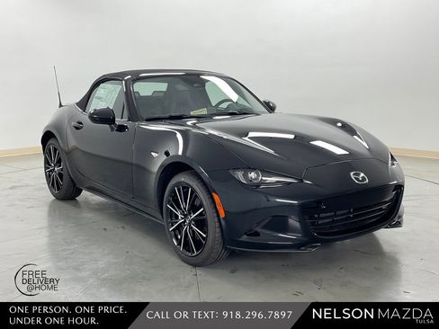 New 2025 MAZDA MX-5 Miata Grand Touring image 4