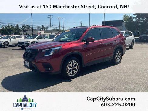 Used 2024 Subaru Forester Premium AWD/4WD image 3