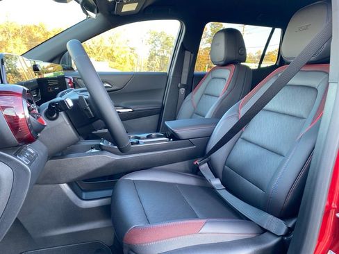 New 2026 Chevrolet Equinox RS image 10