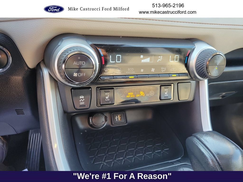 Used 2024 Toyota RAV4 XLE w/ Convenience Package AWD/4WD image 21