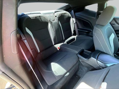 Used 2016 Chevrolet Camaro LT RWD image 27