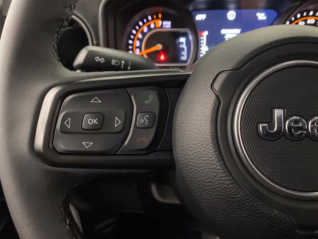 Used 2026 Jeep Gladiator Mojave AWD/4WD image 20