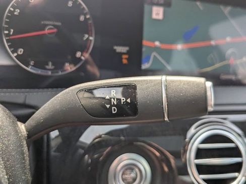Used 2019 Mercedes-Benz S 560 Sedan image 20