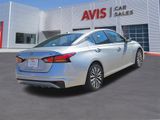 Used 2024 Nissan Altima 2.5 SV image 5