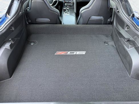 Used 2016 Chevrolet Corvette Z06 Coupe w/ 3LZ w/ 3LZ Preferred Equipment Group RWD image 43