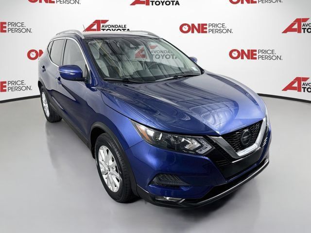 Used 2022 Nissan Rogue Sport SV FWD image 1