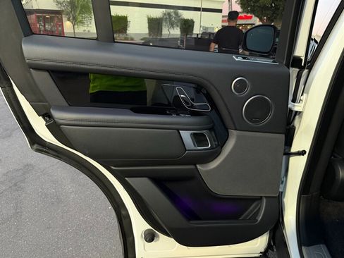 Used 2019 Land Rover Range Rover HSE AWD/4WD image 33