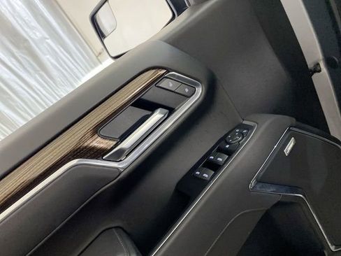 Used 2025 Chevrolet Silverado 1500 LT Trail Boss w/ Convenience Package II image 26