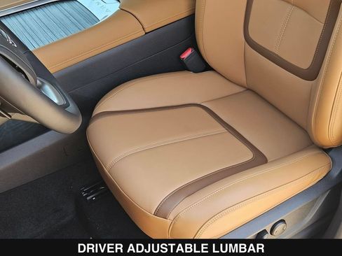 New 2026 Nissan Armada SL w/ Captain's Chari Seat Package AWD/4WD image 16