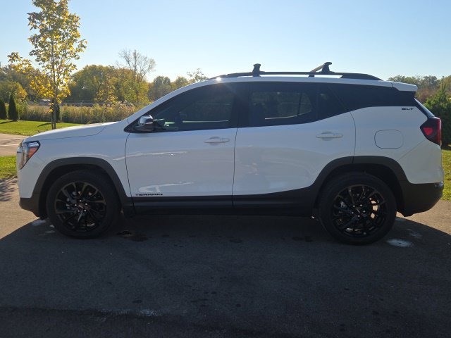 Used 2024 GMC Terrain SLT w/ Tech Package AWD/4WD image 15