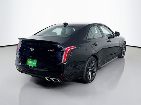 Used 2024 Cadillac CT4 V image 10