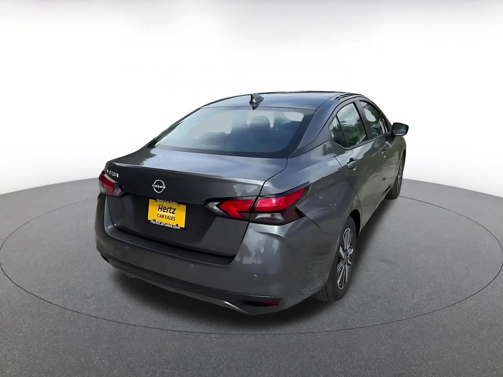 Used 2025 Nissan Versa SV FWD image 14