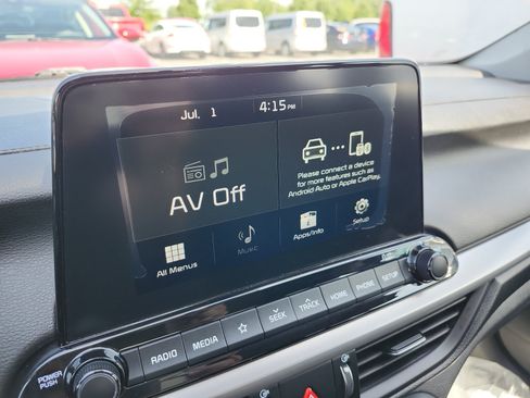Used 2020 Kia Forte LXS FWD image 17