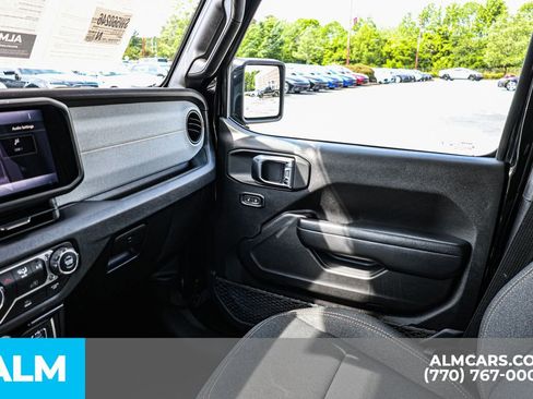 Used 2025 Jeep Wrangler Unlimited Sport AWD/4WD image 44