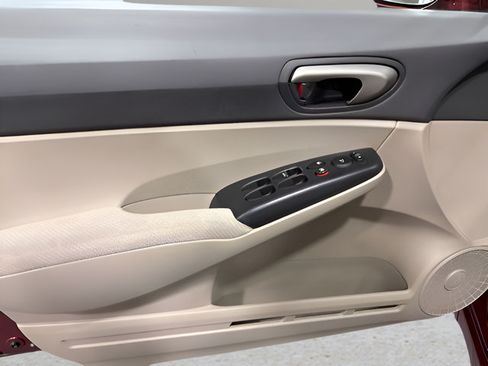 Used 2010 Honda Civic LX image 13