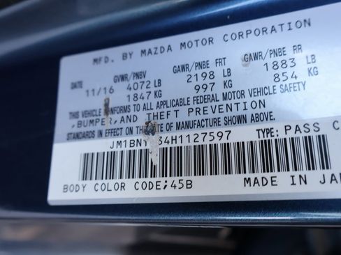 Used 2017 MAZDA MAZDA3 Grand Touring image 25