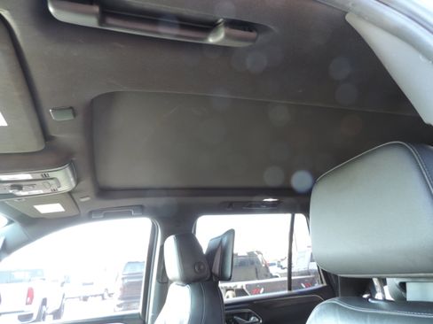 Used 2021 Chevrolet Tahoe Z71 w/ Rear Media and Nav Package image 14