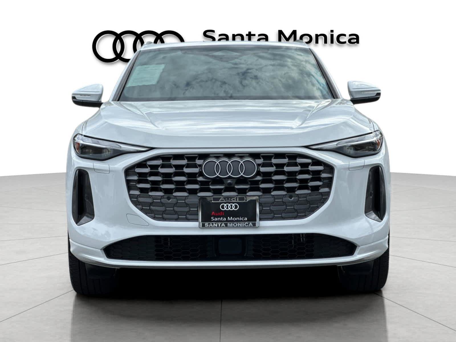 Used 2025 Audi Q5 Premium w/ Convenience Package AWD/4WD image 10