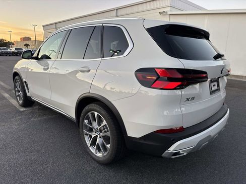 New 2026 BMW X5 xDrive40i w/ Parking Assistance Package image 5