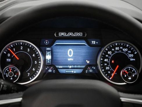 New 2026 RAM 1500 4x4 Crew Cab image 16