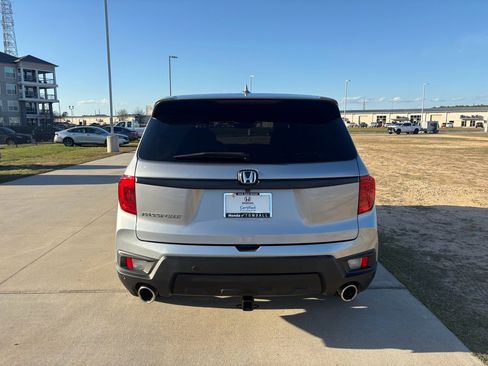 Certified 2022 Honda Passport EX-L image 7