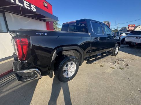 Used 2019 GMC Sierra 1500 SLE w/ SLE Value Package AWD/4WD image 4