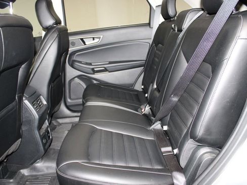 Used 2022 Ford Edge SEL w/ Convenience Package image 23