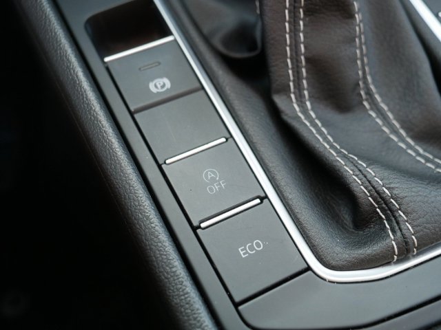 Certified 2024 Volkswagen Jetta S FWD image 28