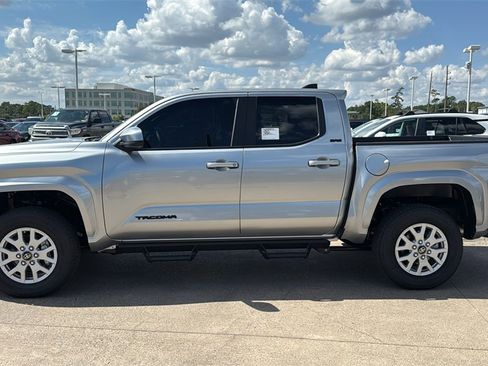New 2025 Toyota Tacoma SR5 image 4