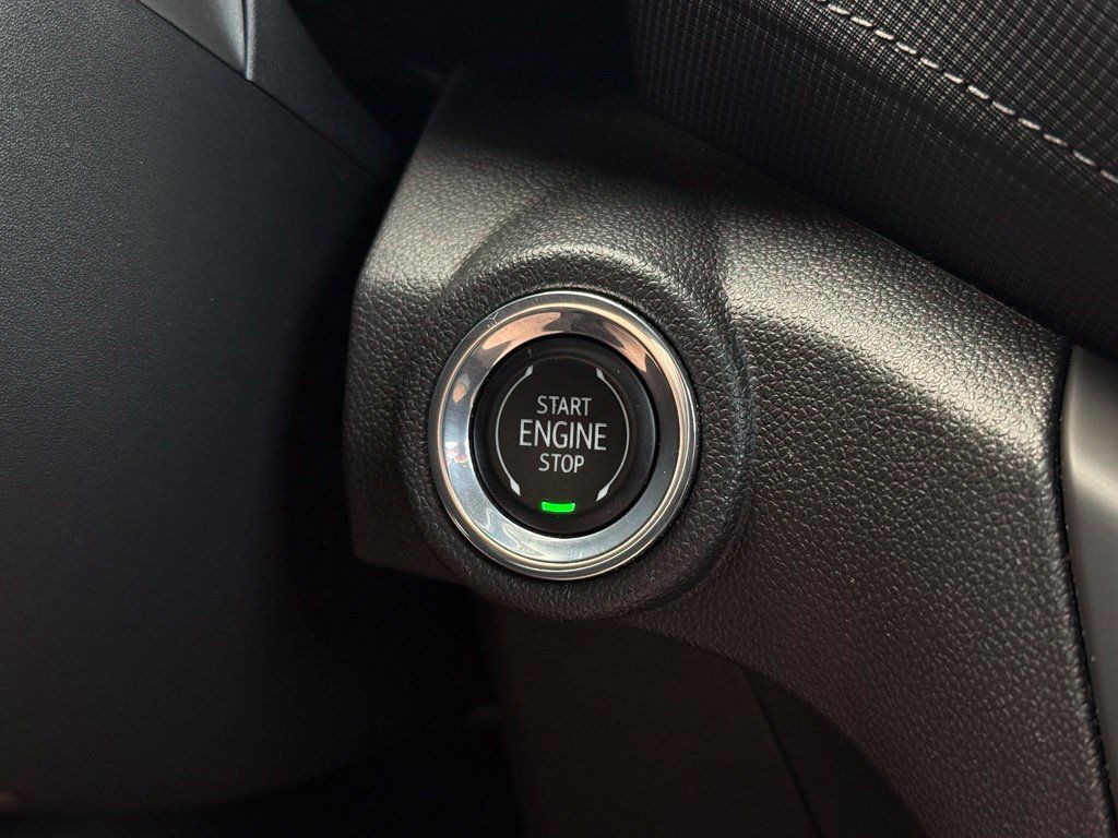 Used 2023 Chevrolet TrailBlazer LT w/ Convenience Package FWD image 35