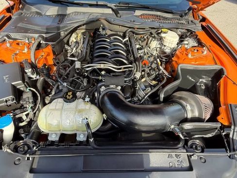 Used 2021 Ford Mustang GT Premium w/ Carbon Sport Interior Package RWD image 18