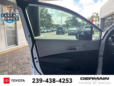 Used 2022 Toyota Corolla LE FWD image 14