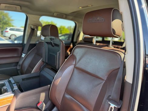Used 2017 Chevrolet Silverado 1500 High Country image 22