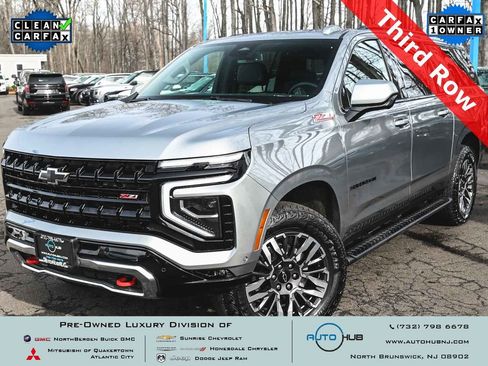Used 2025 Chevrolet Suburban Z71 AWD/4WD image 1
