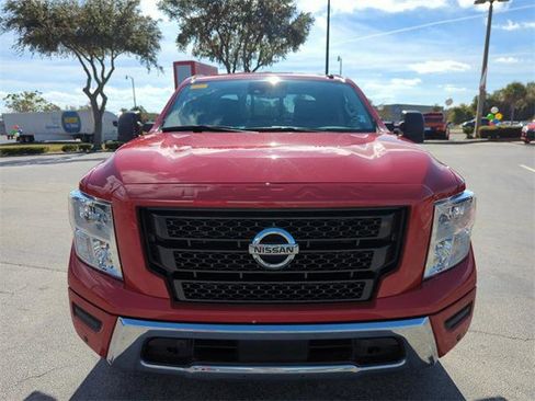 Certified 2021 Nissan Titan SV w/ SV Convenience Package image 11
