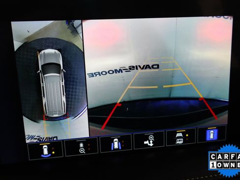 Certified 2023 Chevrolet Suburban Premier w/ Premium Package image 24