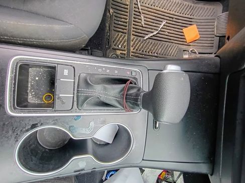 Used 2020 Kia Sorento LX FWD image 22