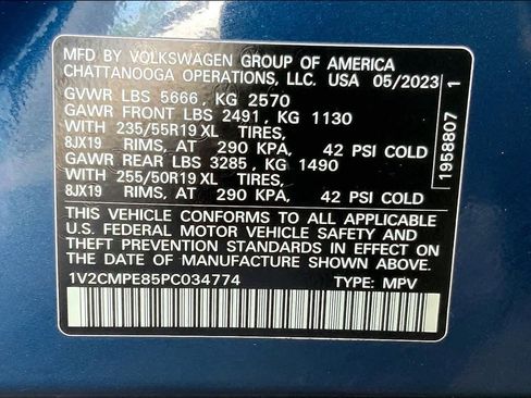 Used 2023 Volkswagen ID.4 Pro RWD image 32