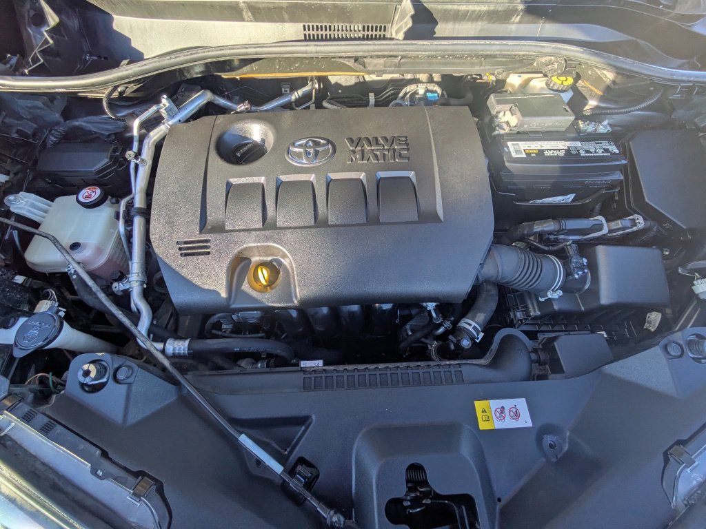 Used 2019 Toyota C-HR XLE FWD image 31