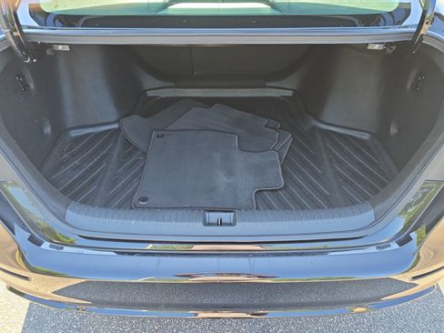 Used 2023 Honda Accord Sport image 13
