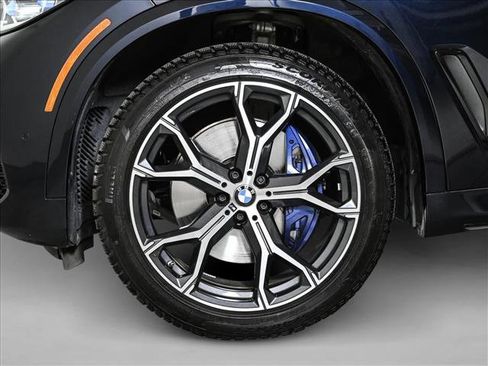 Used 2023 BMW X5 xDrive40i w/ Executive Package AWD/4WD image 25