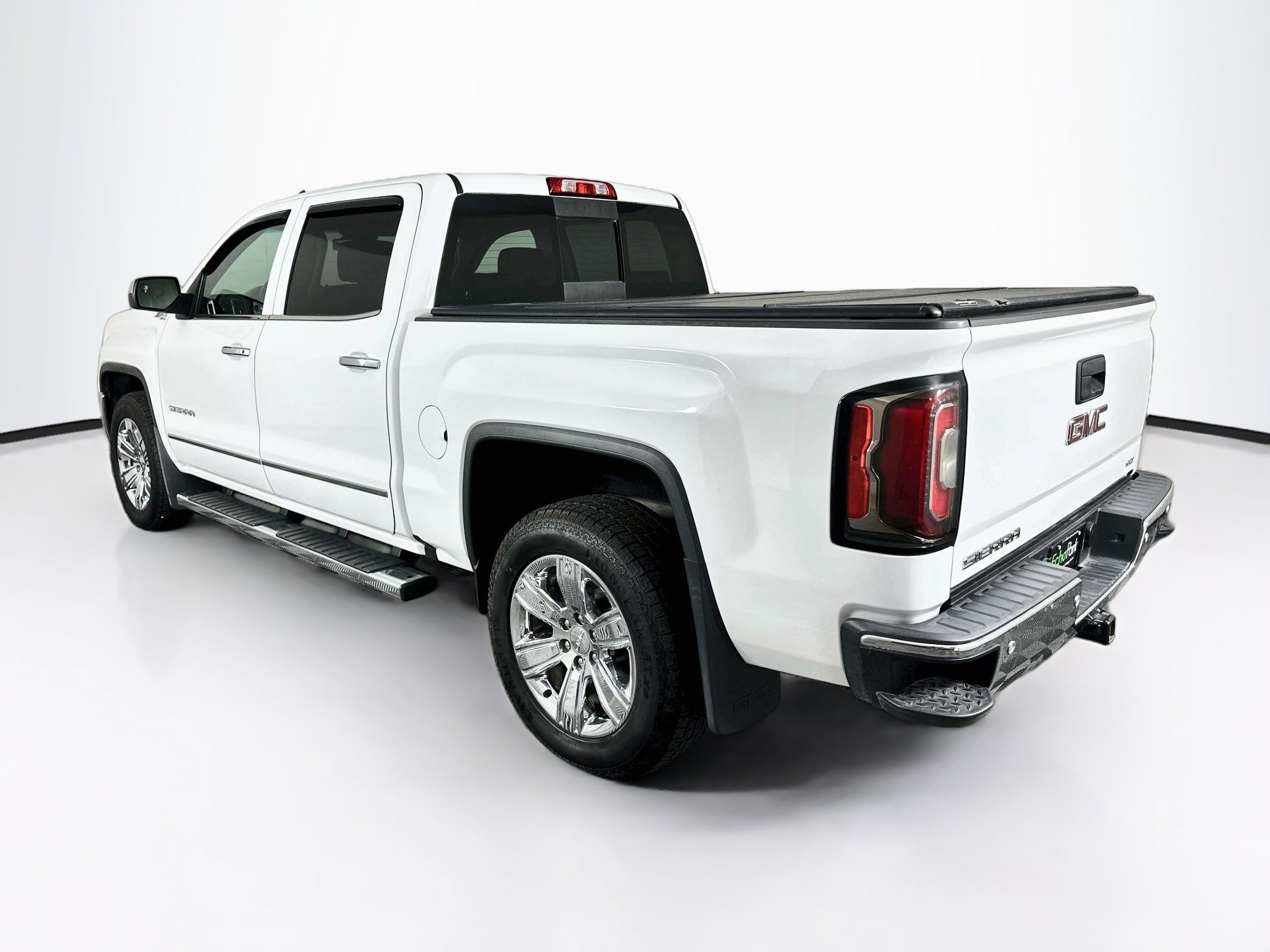 Used 2018 GMC Sierra 1500 SLT AWD/4WD image 5