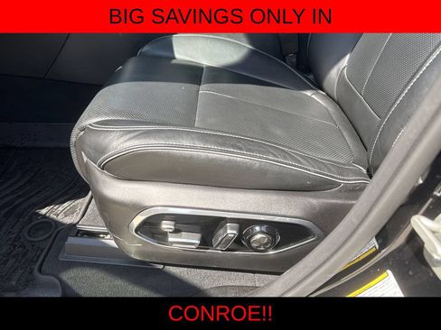Used 2024 Jeep Grand Cherokee Overland w/ Advanced Protech Group III AWD/4WD image 13