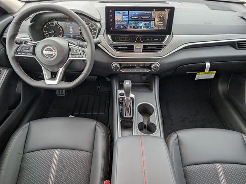 New 2026 Nissan Altima 2.5 SR FWD image 8
